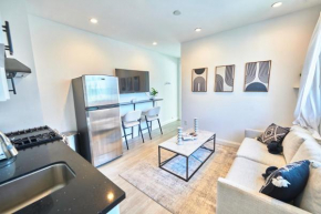 Private 1BR Apt. Perfect for a Couple's Getaway!